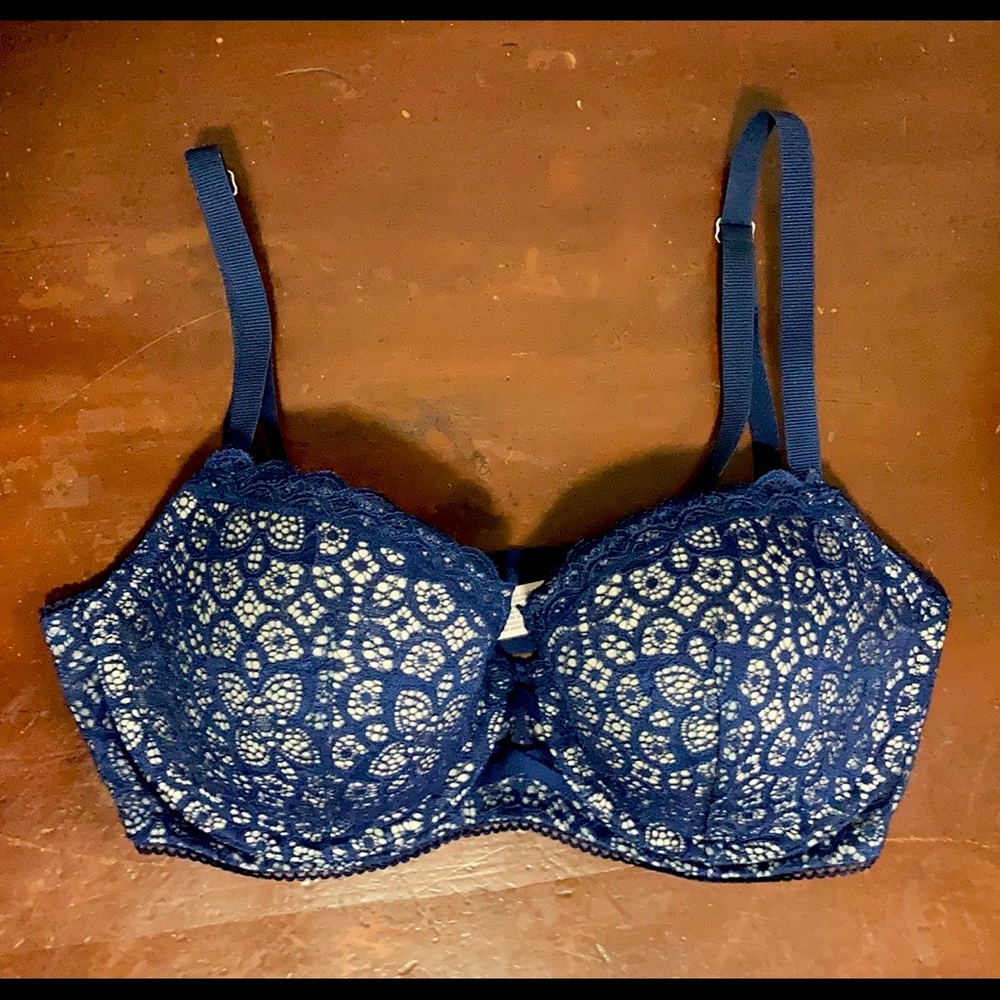 NWOT Victorias Secret Dream angels lined Demi Bra 32DD